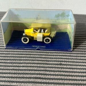 BOXED ORIGINAL OFFICIAL TINTIN VEHICLE NO 003 - TINTIN AU CONGO----LA  F…
